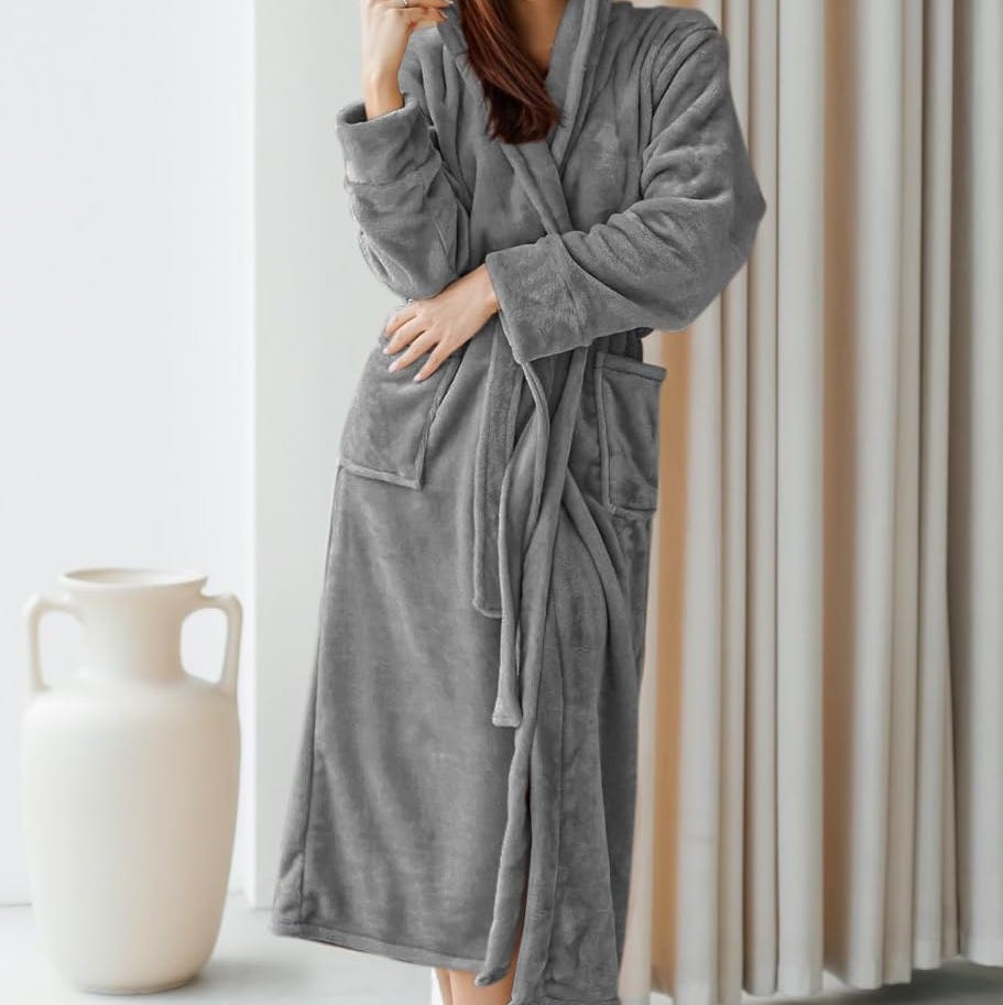  Fleece Hooded Bath Robe